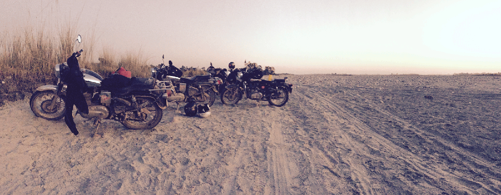India214.gif